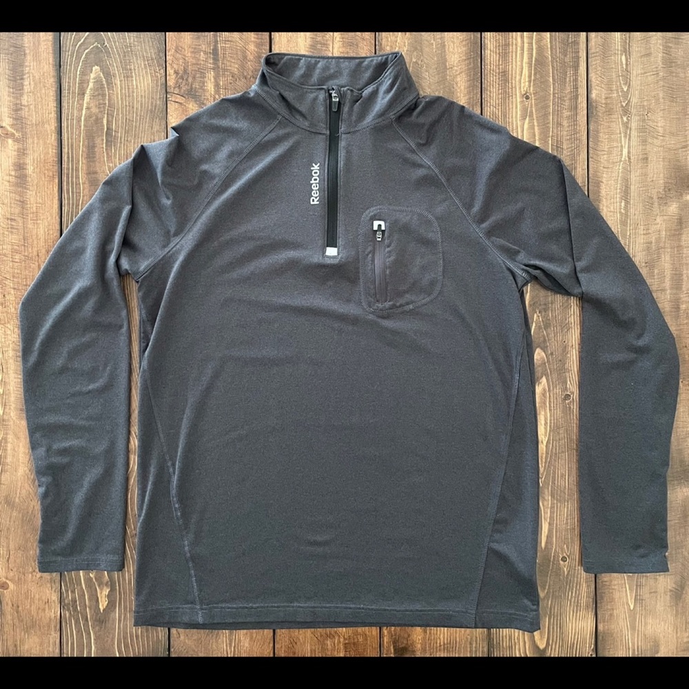 Men’s Reebok Quarter Zip - Size Medium